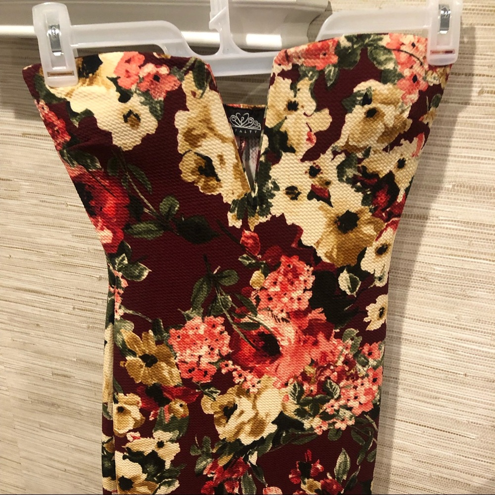 Long fitted dress